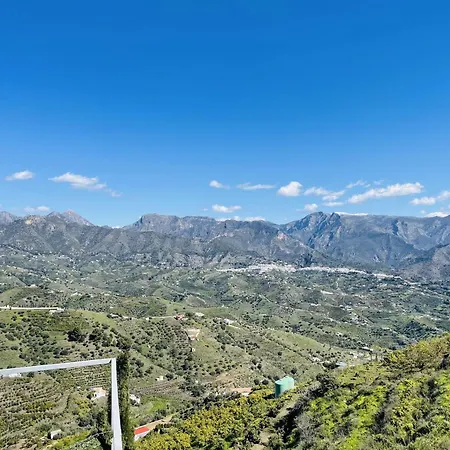 Cortijo Montesuenos Con Vistas By At Holiday home *